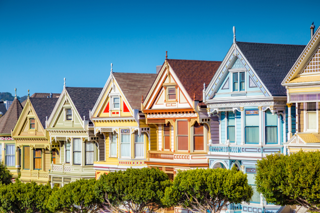 colorful photo of the painted ladies in san francisco