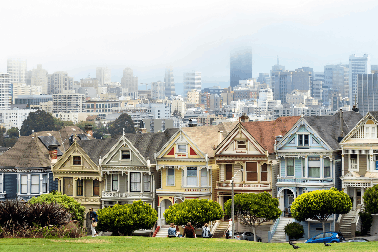 alamo square in san francisco view of the painted ladies from alamo square park in san francisco