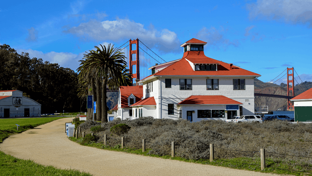 presidio buildin gin golden gate park in san francisco