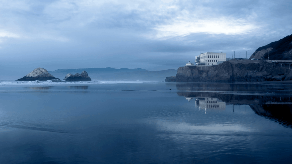 gloomy view of san francisco's land's end, a great hiking spot